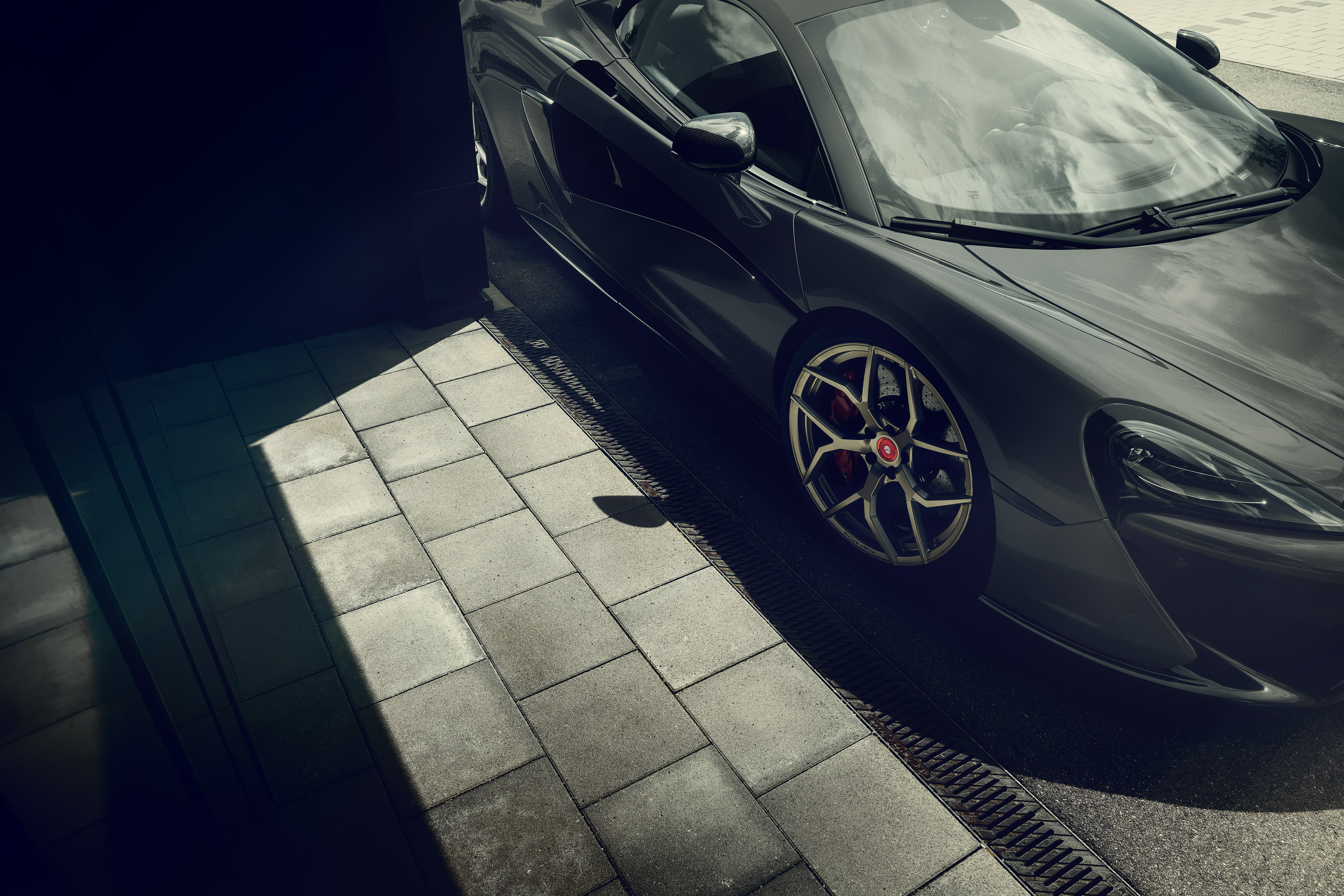 MCLAREN 666S